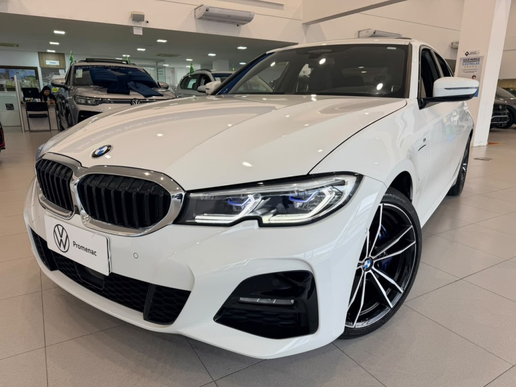 BMW 330e 2.0 16V TURBO HÍBRIDO M SPORT AUTOMÁTICO